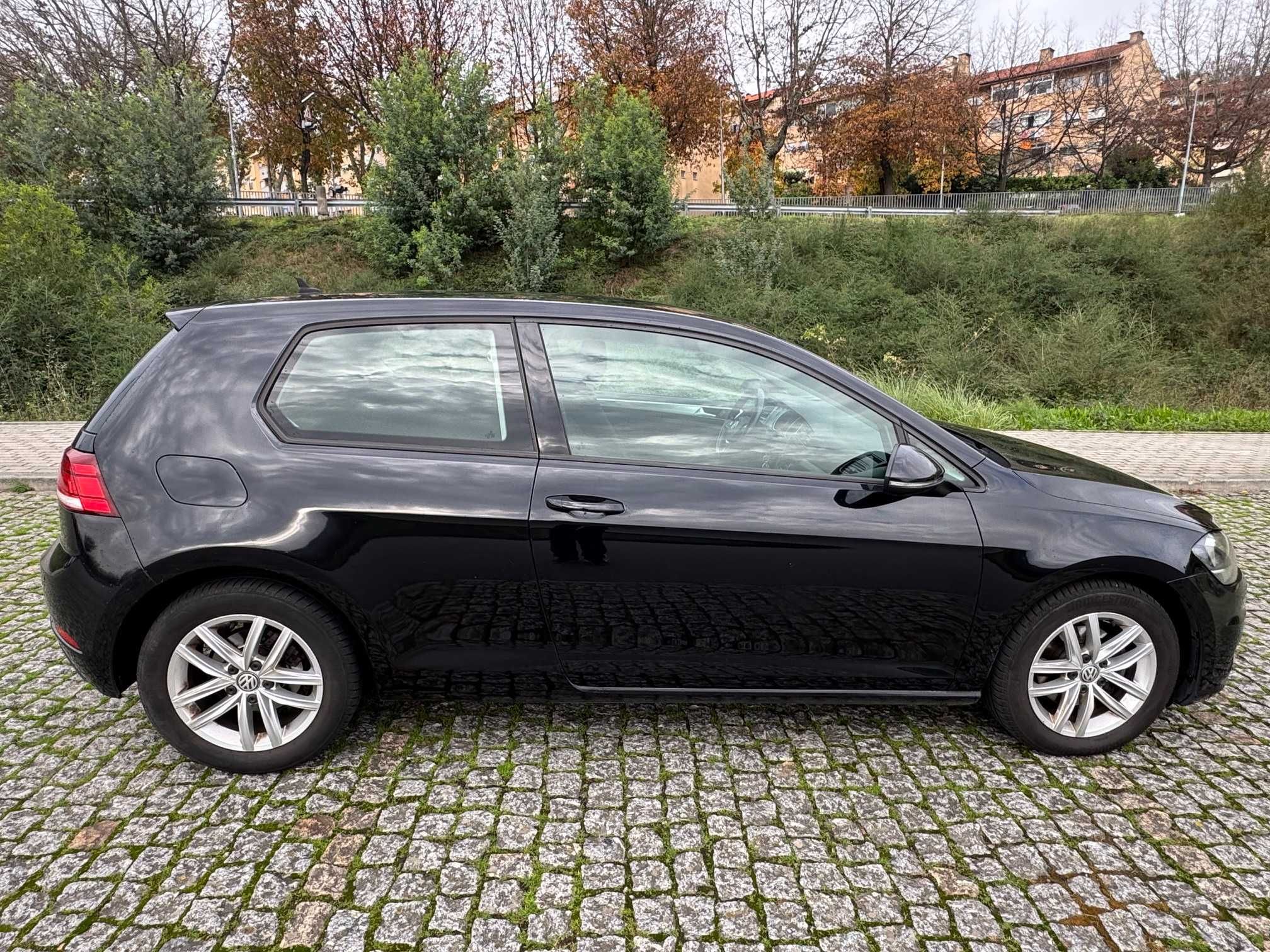 VW GOLF TDI 2 Lugares Nacional de 2017 – SELO BARATO!!!
10.999€