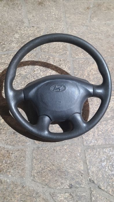 Vendo Volante Hyundai H1 de ano 1998 a 2002