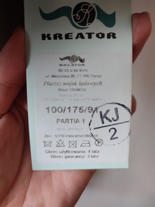 Mundur galowy wojsk lądowych wz 108/MON oraz płaszcz wz 215/MON