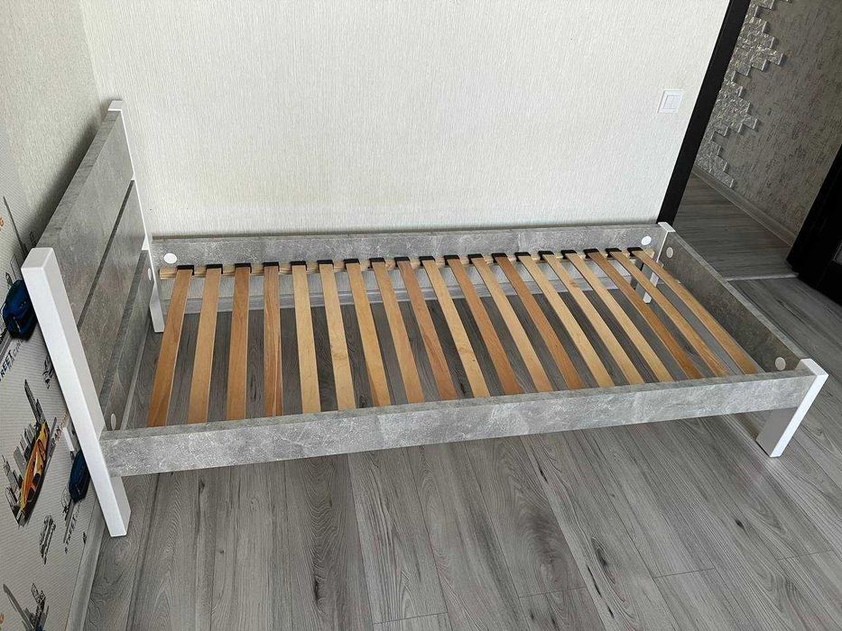 Ліжко односпальне. В наявності 2 шт.