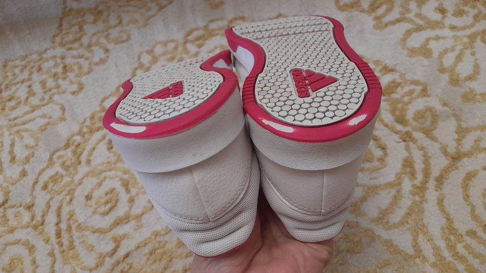 Кросівки Адідас Оригінал Adidas 30-31 для дівчинки білі рожеві
