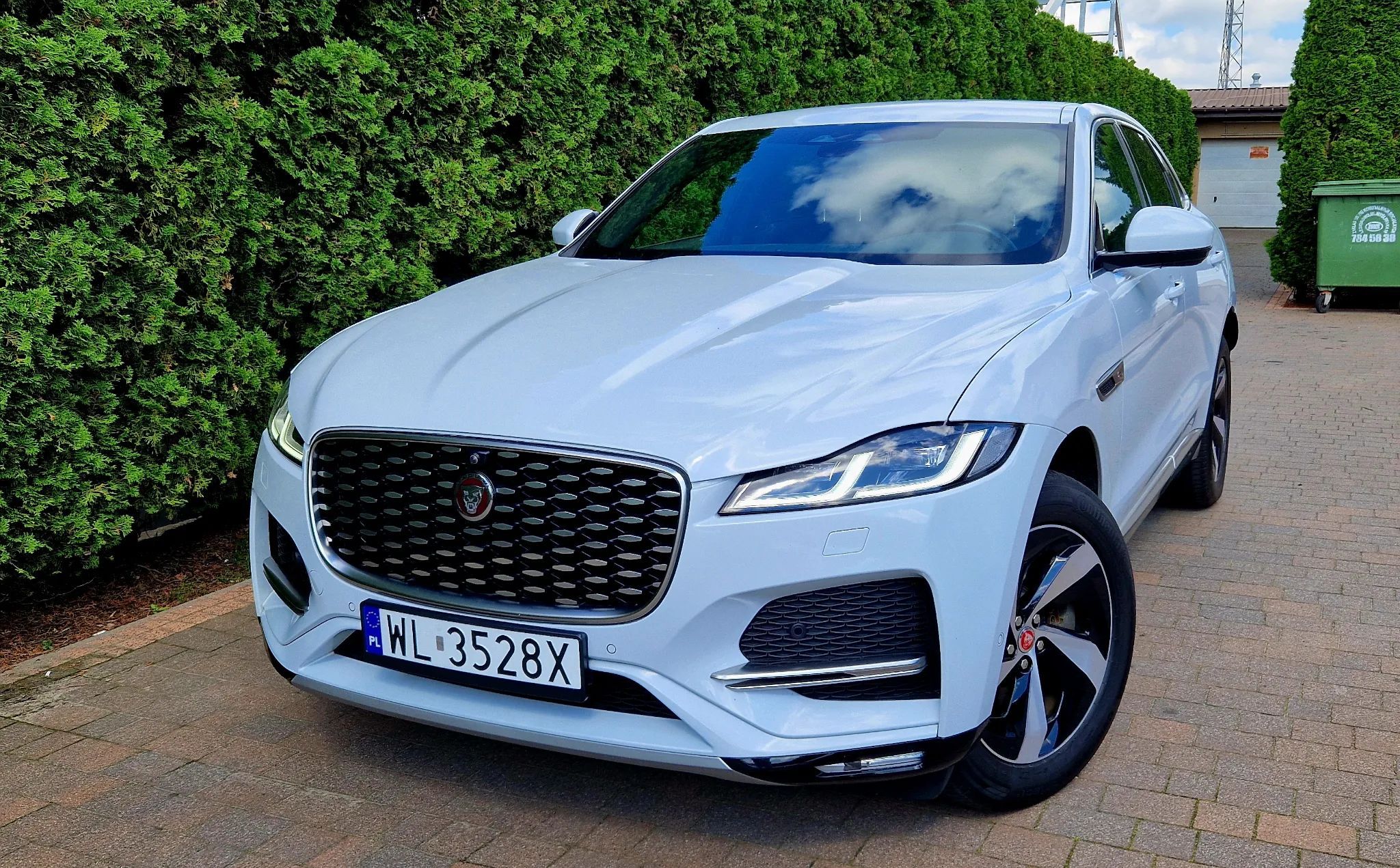Jaguar F-Pace LIFT EUROPA FVAT23% 1WŁ Bezwypadkowy 404KM
