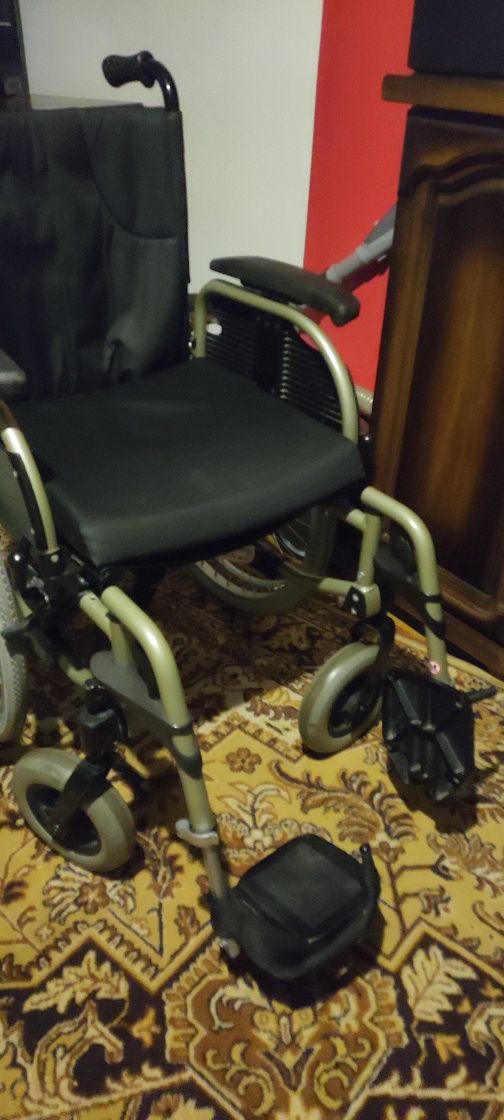 Wózek inwalidzki ViteaCare Premium