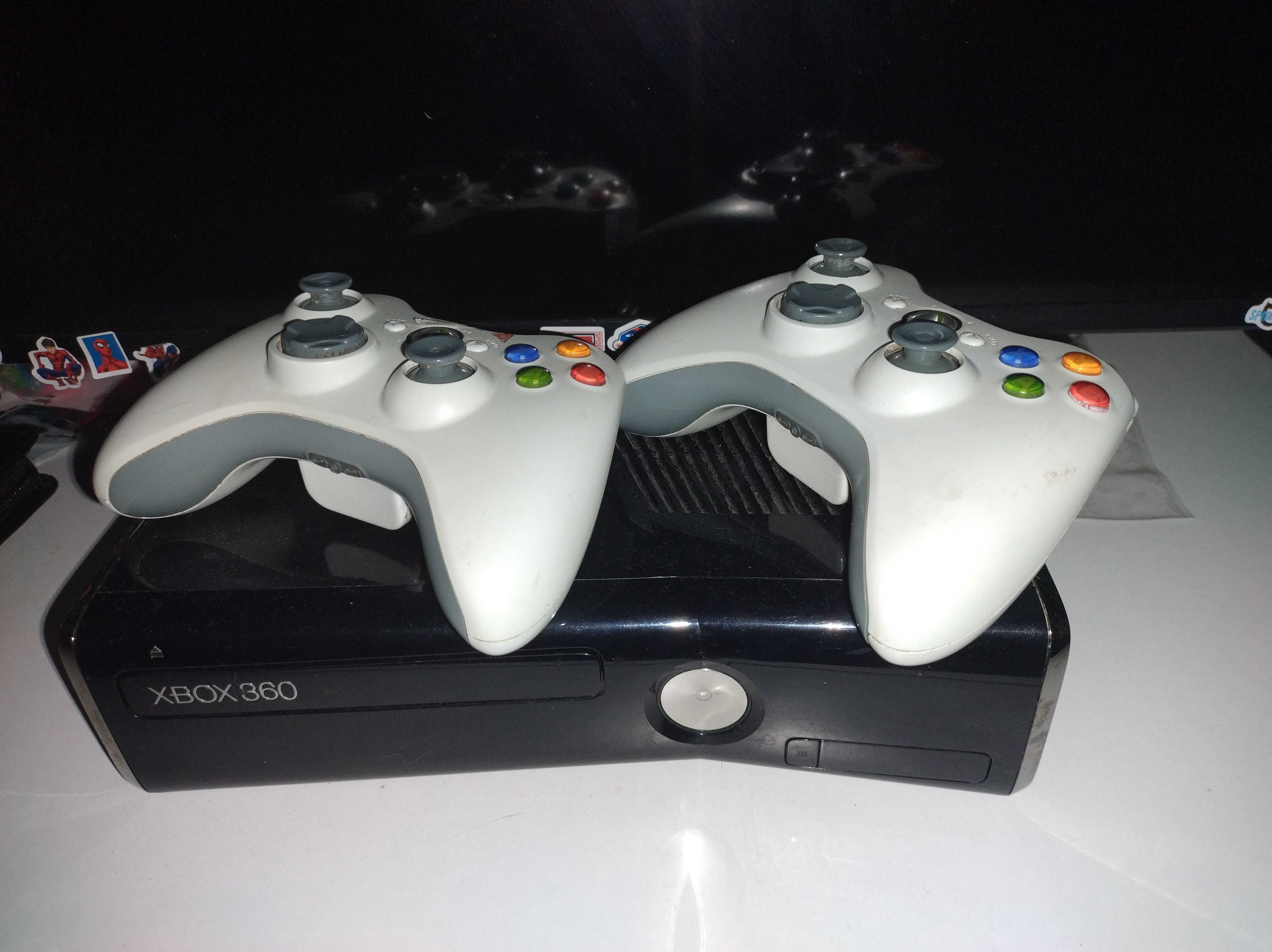Konsola x box 360 (+ Kinect)