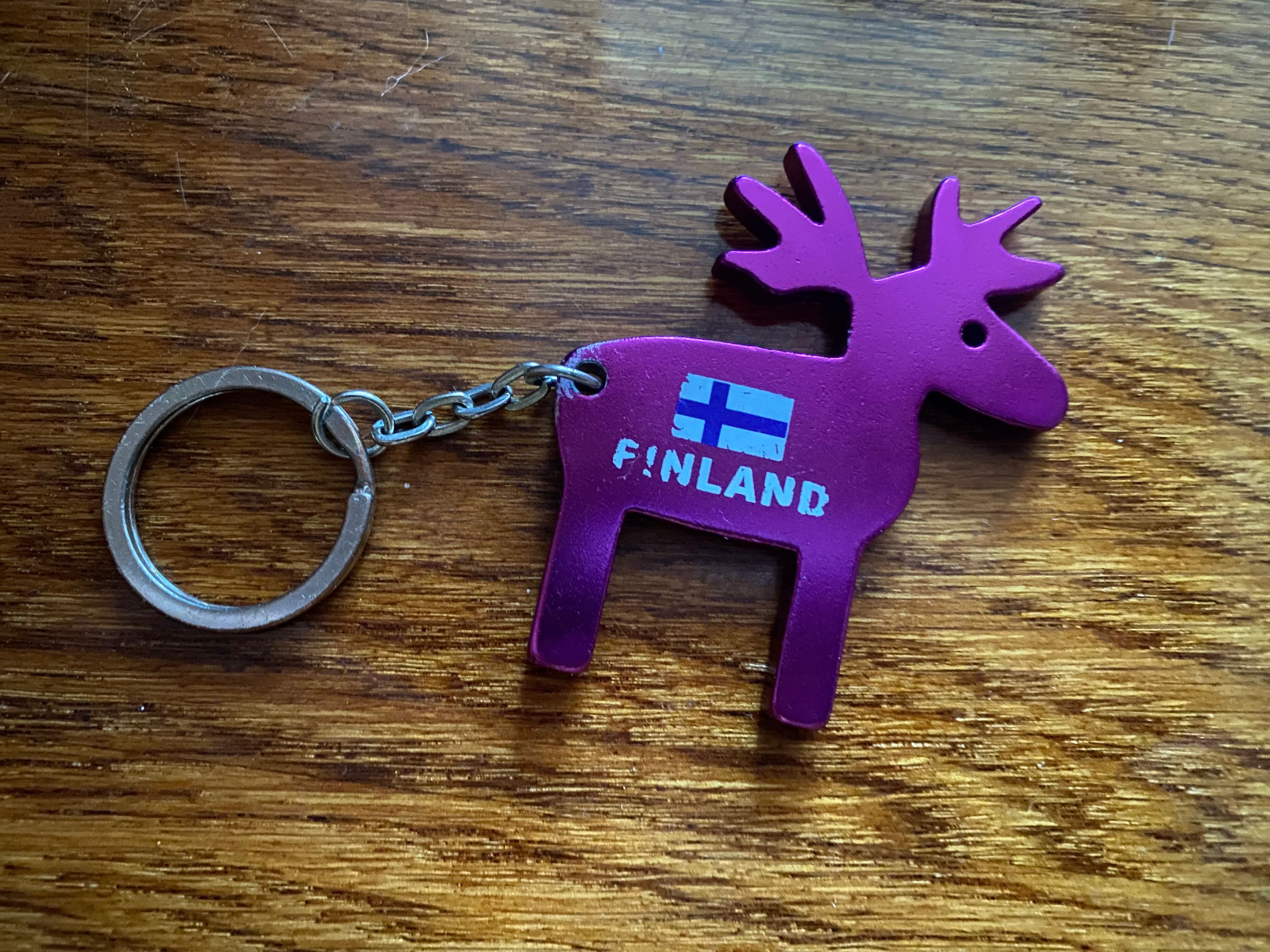 Брелок на ключі з Фінляндії Олень металевий
