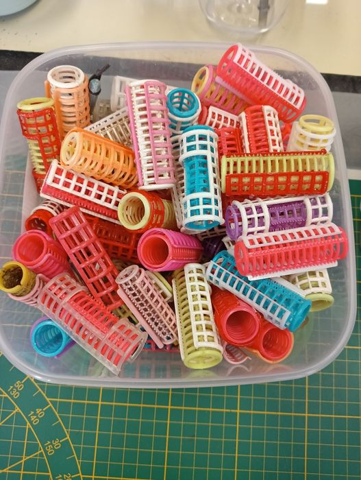 Wałki go włosów z okresu prl