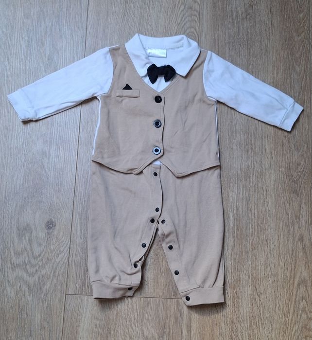 Sprzedam ubranka dla chłopca rozmiary od 62 do 80 za 70 zl