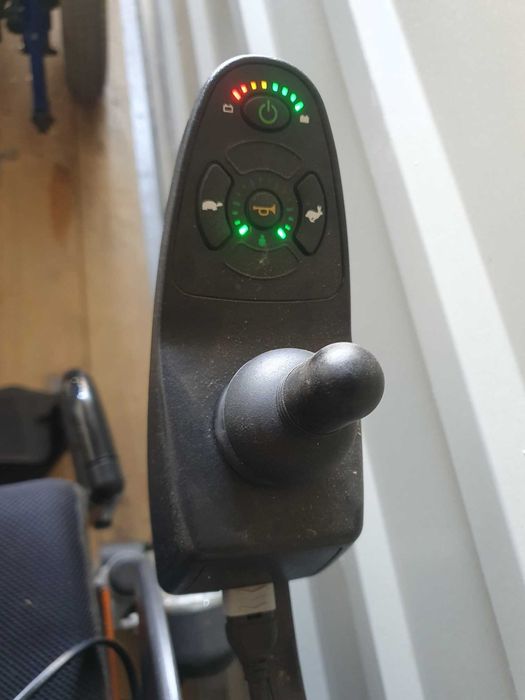 wózek inwalidzki elektryczny invacare stream siedzisko 46 cm - 10