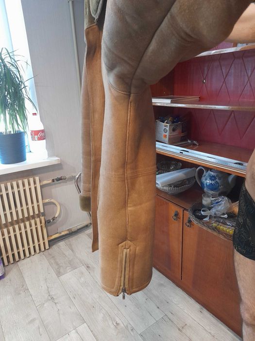 продам мужскую теплую  дубленку фирмы Verdonni