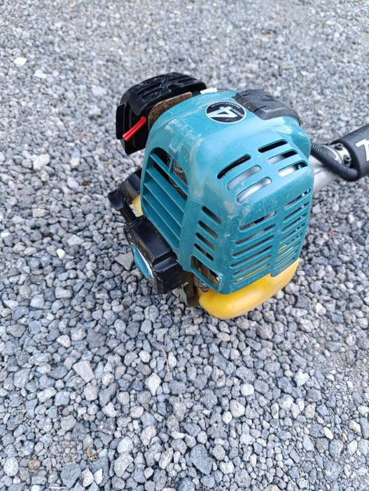 Podkaszarka Kosa spalinowa kosiarka Makita EBH253U