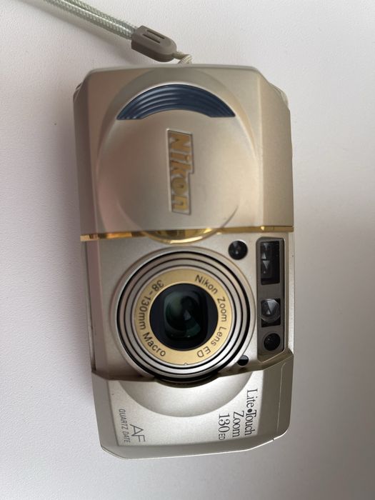Вінтажний фотоапарат Nikon lite touch zoom 130ed