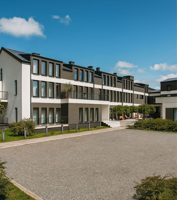 Budynek Dom spokojnej starości /Apartamenty 72szt PnB