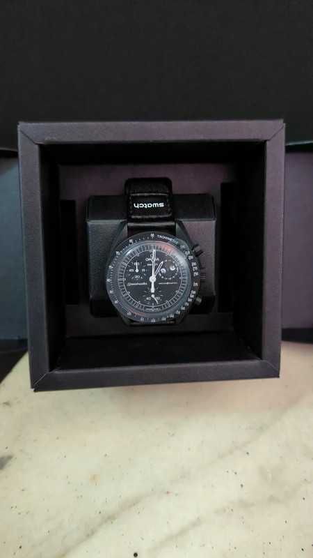 Omega Swatch Moonphase Snoopy SO33B700 Nowy Model
