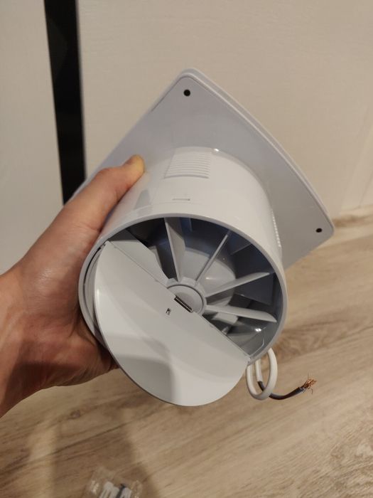 Вентилятор витяжний Lavfill витяжка у санвузол ванну туалет