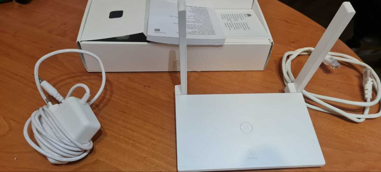 Wi Fi роутер Huawei WS318n