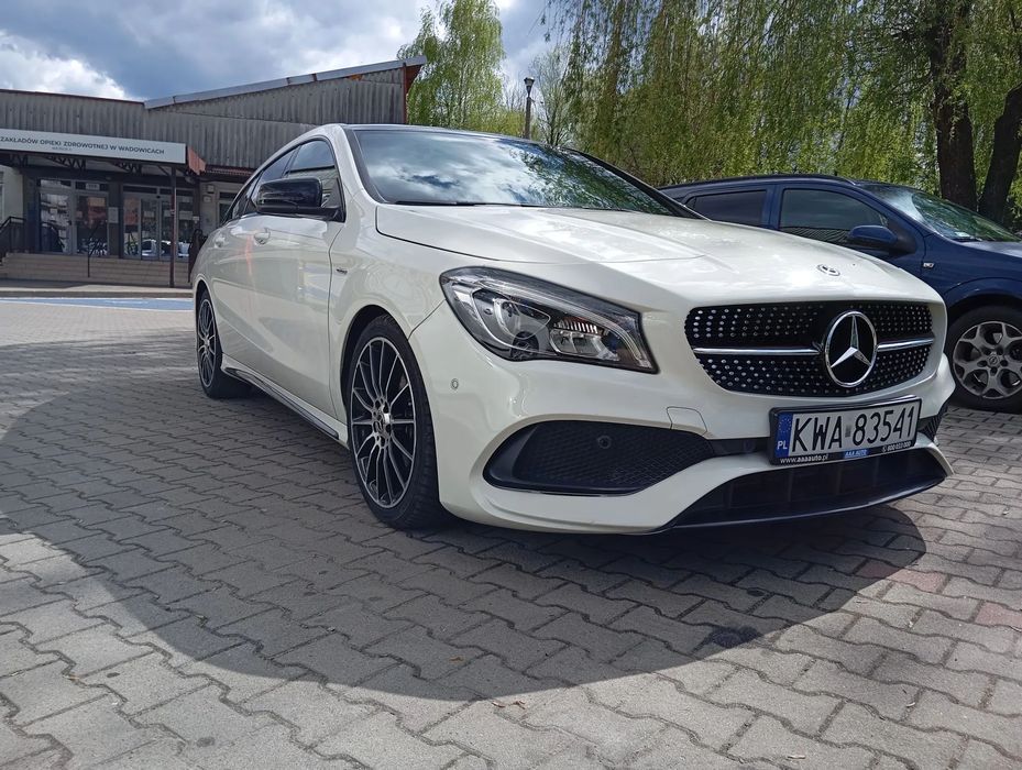 Mercedes-Benz CLA Mercedes-Benz CLS Shooting Brake 200 7G-DCT AMG  Line