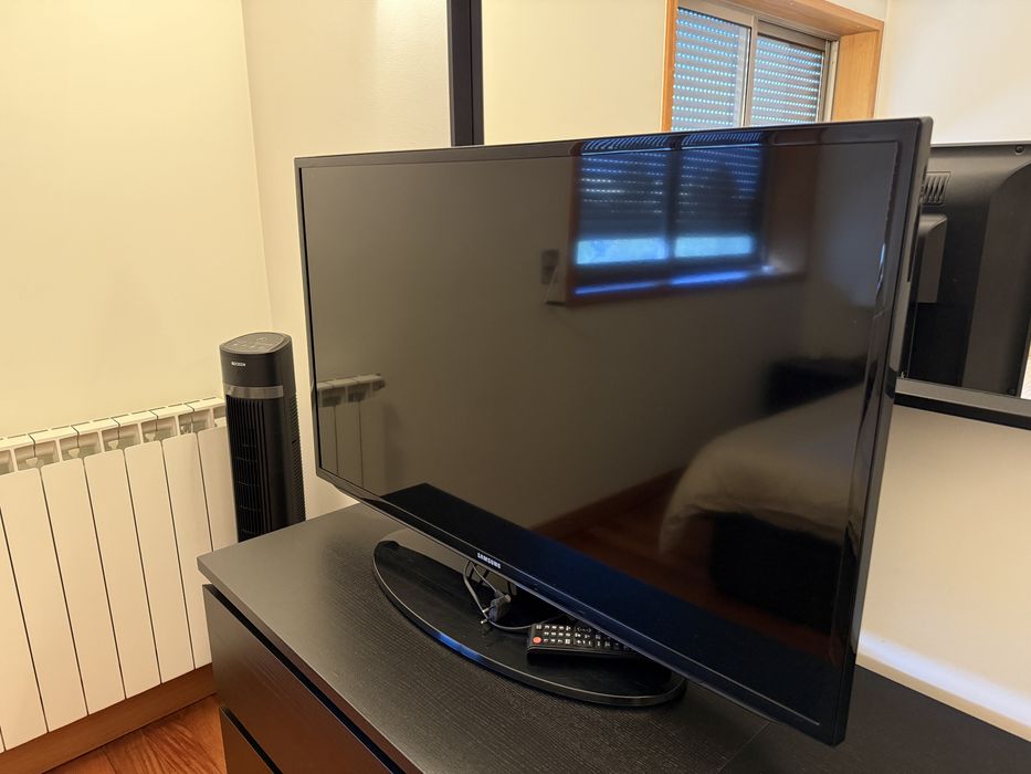 TV SAMSUNG 40” (ue40eh5000wxxc)