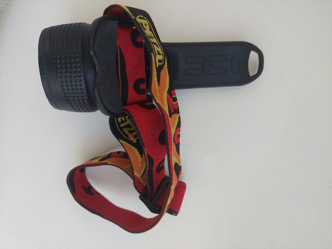 Frontal Petzl pilhas