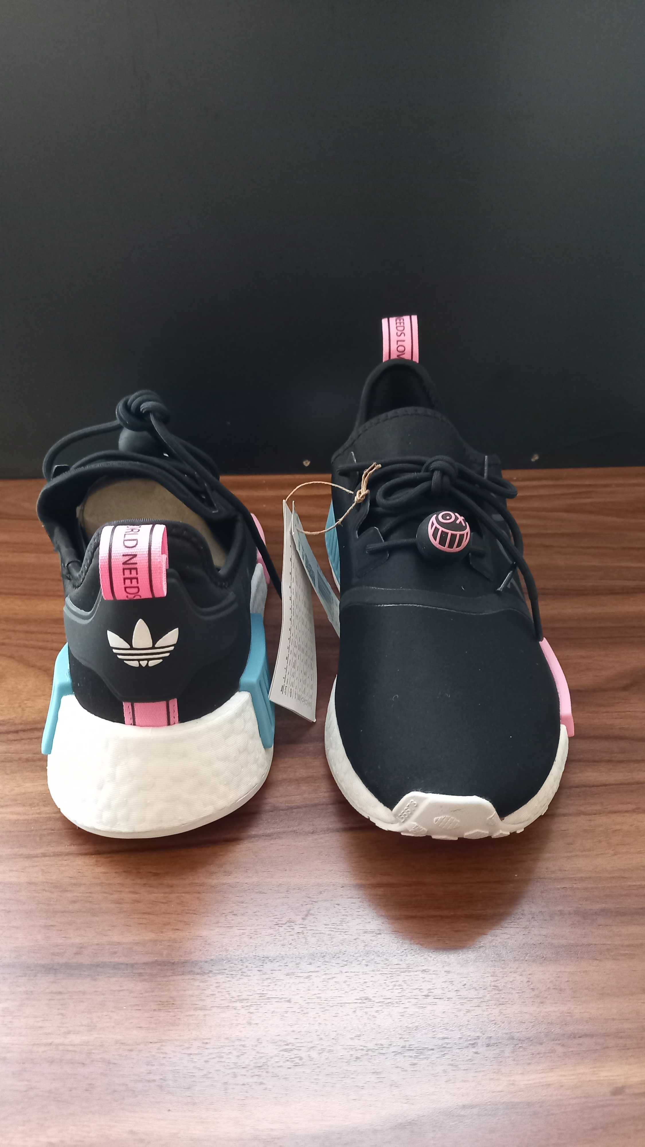 Оригінальні кросівки adidas Originals NMD_R1 HQ6859, р-р 44.5