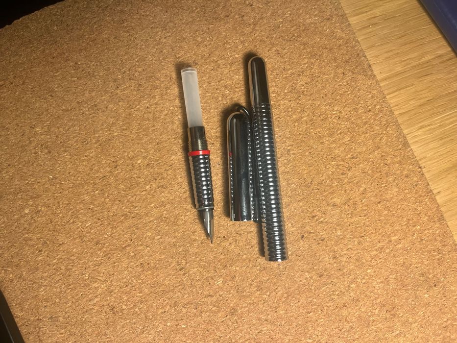 Rotring 900 Chrome fountain pen