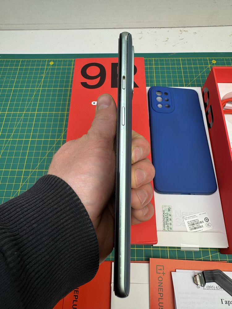 OnePlus 9r 12/256