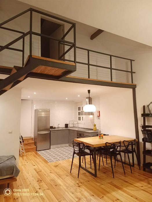 Excelente moradia T2 ao campo 24 de Agosto