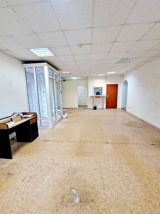 Вул. Костенко! 100кв.м в центрі міста!