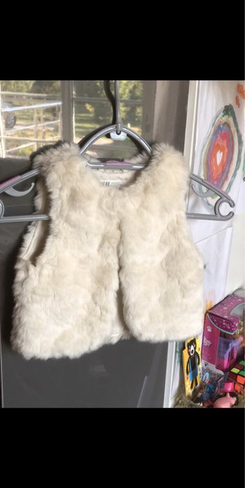 H&M 98 104 Cudna nowa futrzana kamizelka,super wzór
