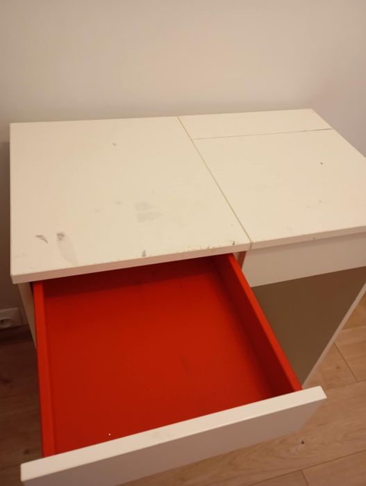 Toaletka ( biurko) z lustrem IKEA