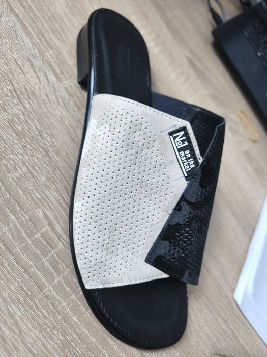 Літні жіночі шкіряні шльопанці 41 розмір