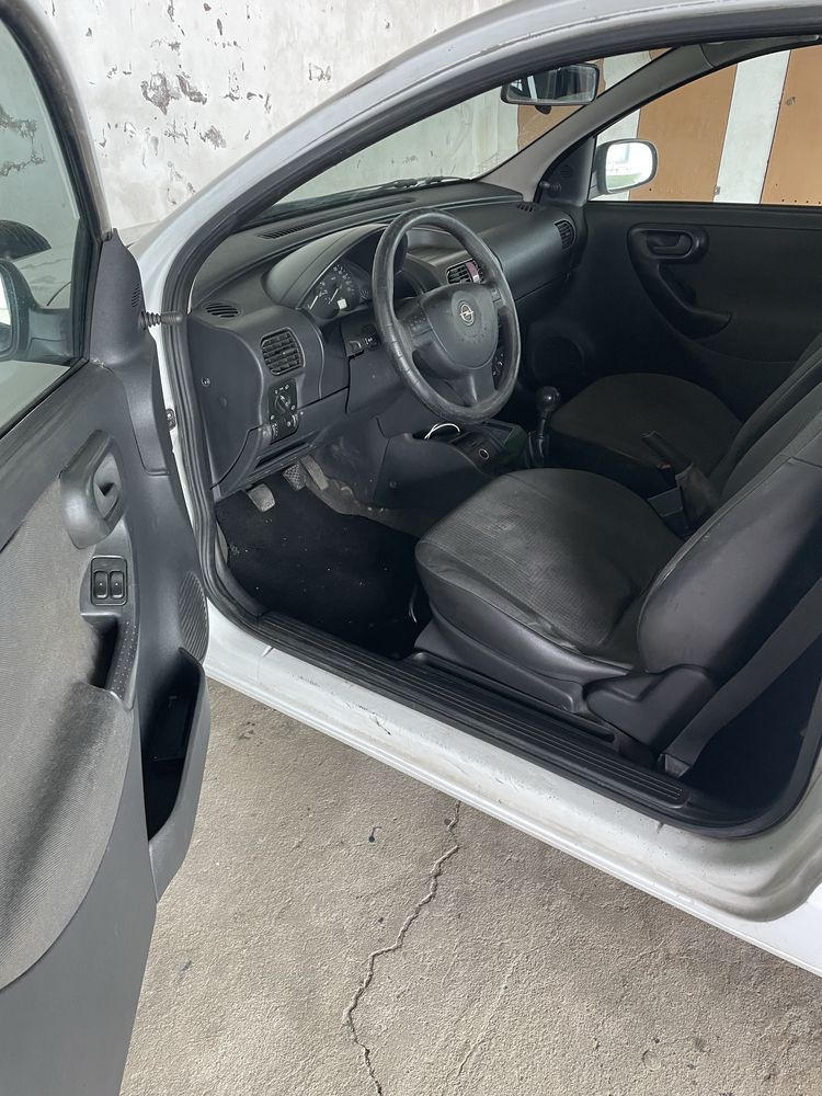 Opel corsa 1.7 di motor izuzu