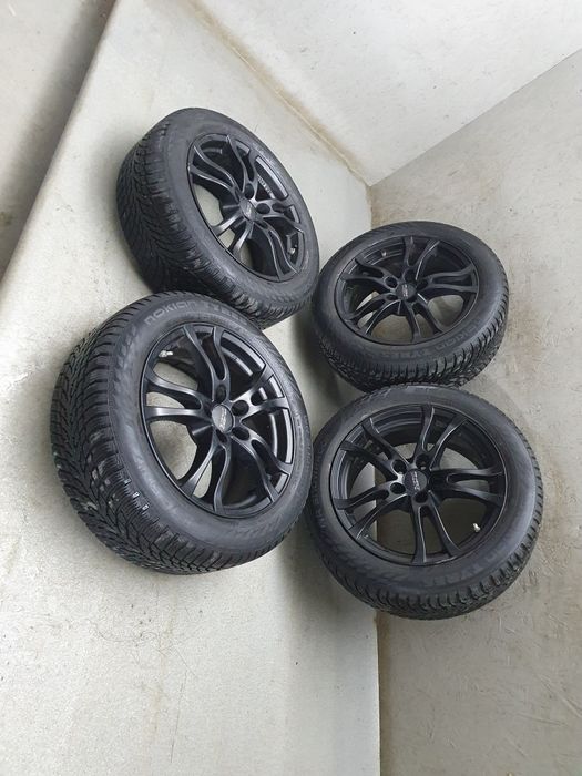 Комплект дисків 5х114 3 з шинами NOKIAN TYRES 215/55/R17 Розборка