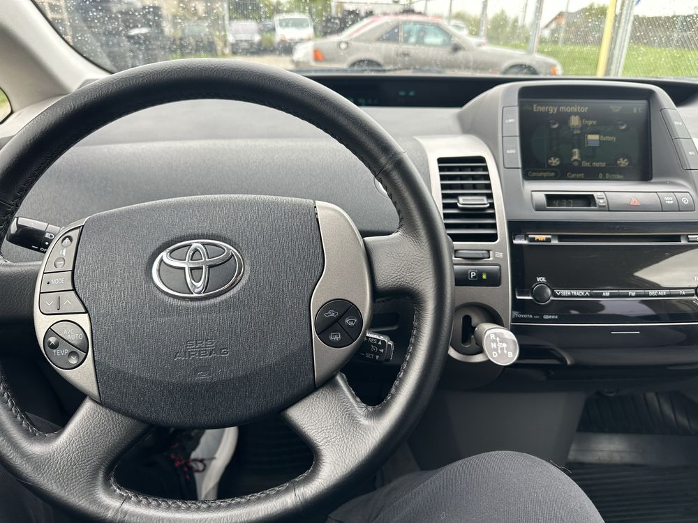 Toyota prius w dobrym stanie