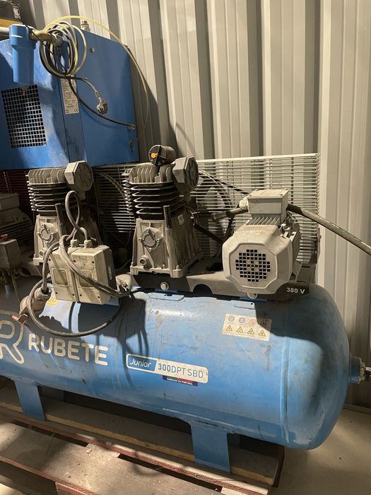 Compressor com secador de ar