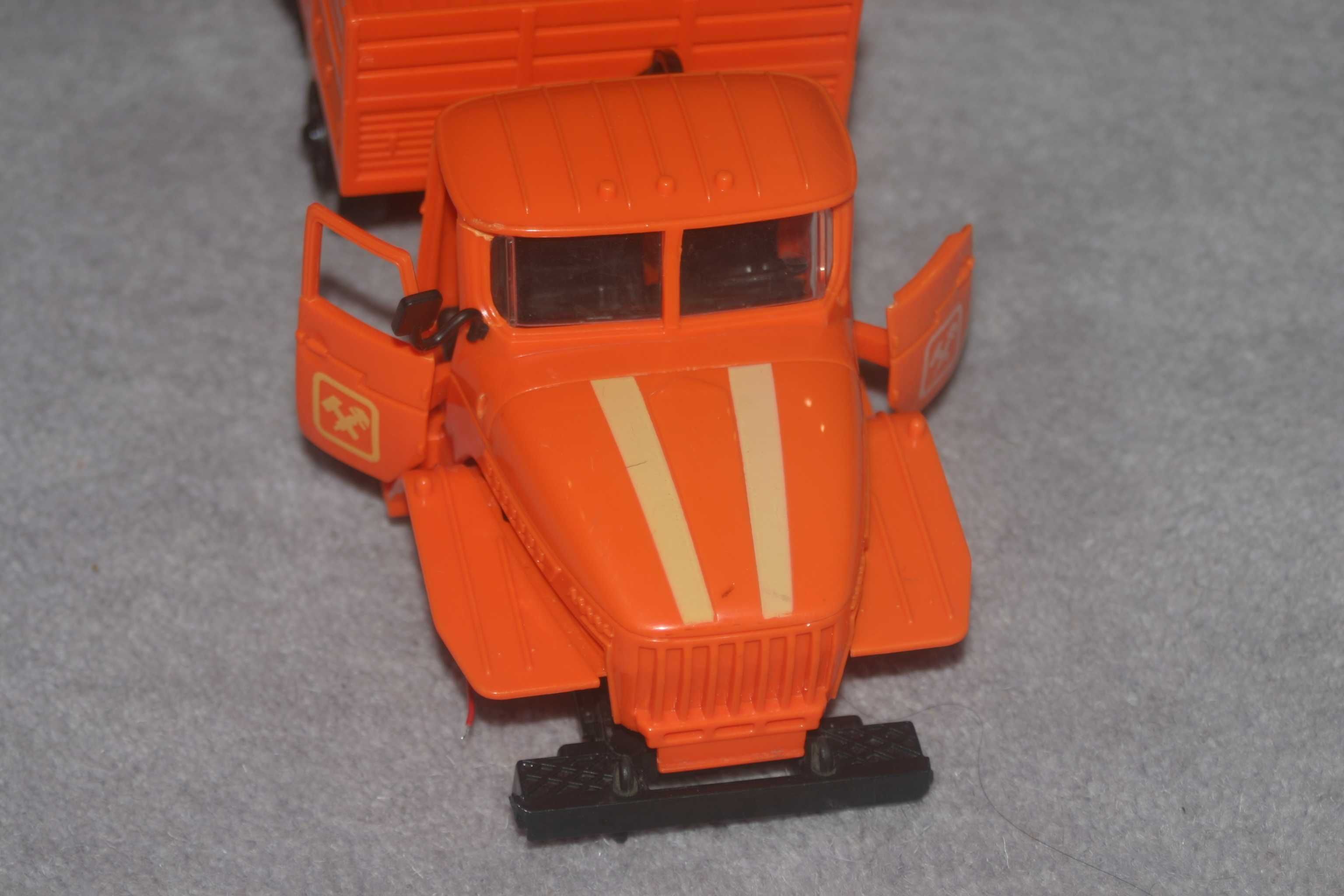 1/32 игрушка урал грузовик машинка на з/ч или диорамы