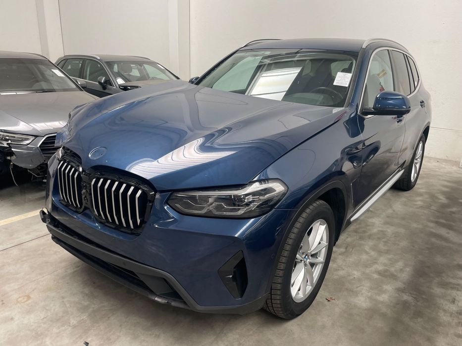 BMW X3 uszkodzony