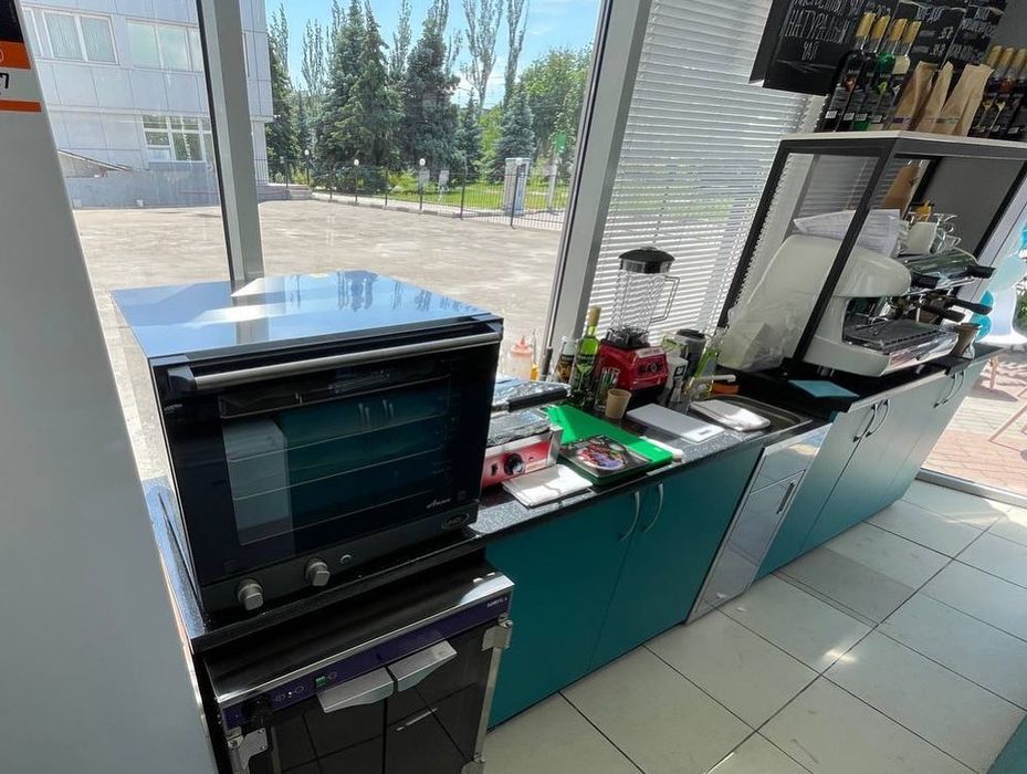 Продажа действуещей кофейни в проходимом месте. Кофейня франшиза