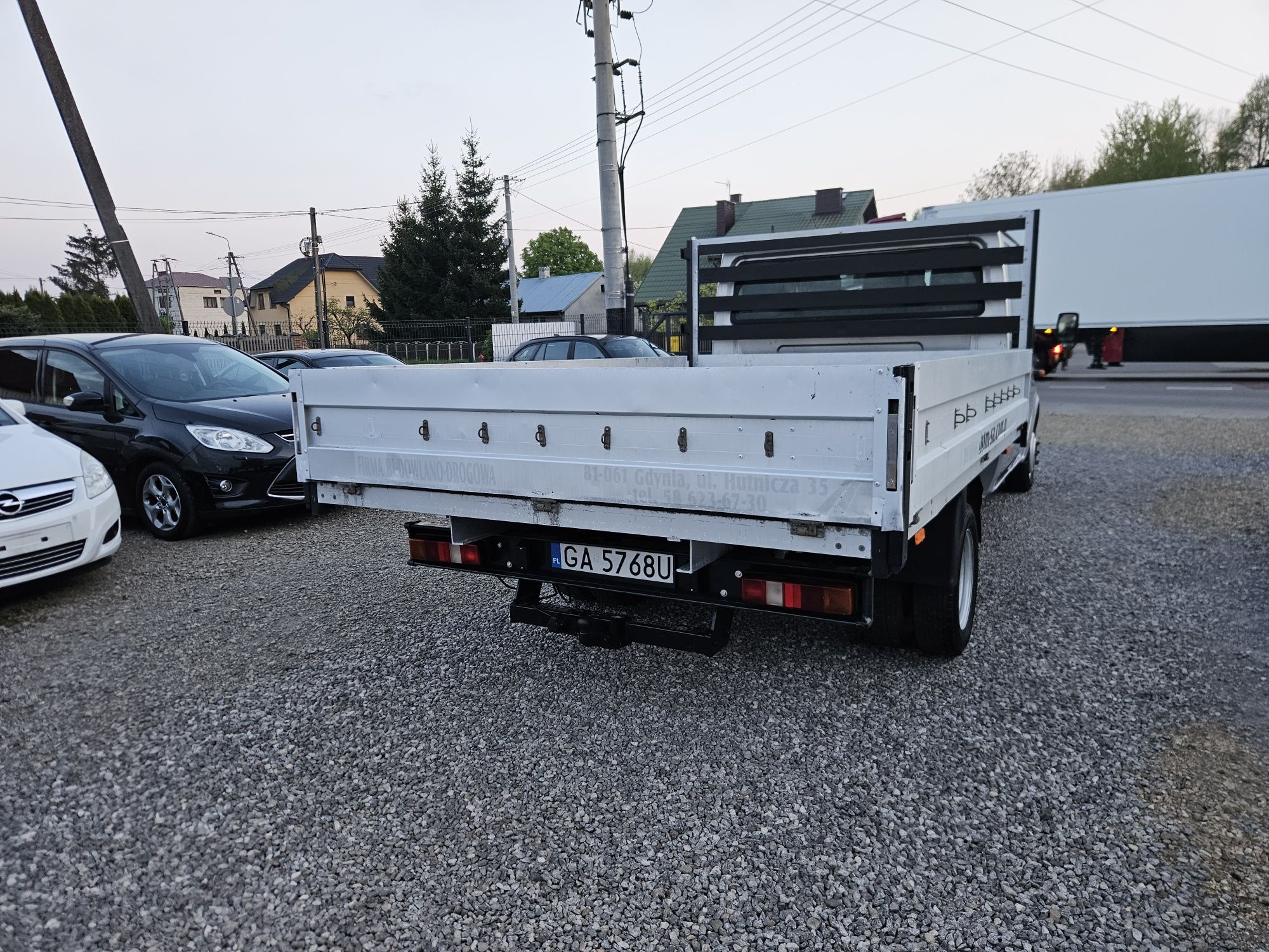 Ford Transit_2.4_145km_Bliźniak_Doka_7osób_BRYGADÓWKA