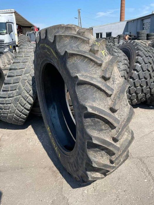 320/90r32 OPONA CONTINENTAL AC85 / 80 % bieżnika