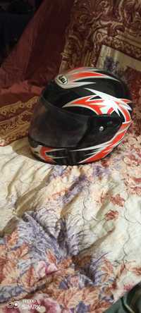 Продам мотоциклетный шлем б/у  в хорошем состоянии не д