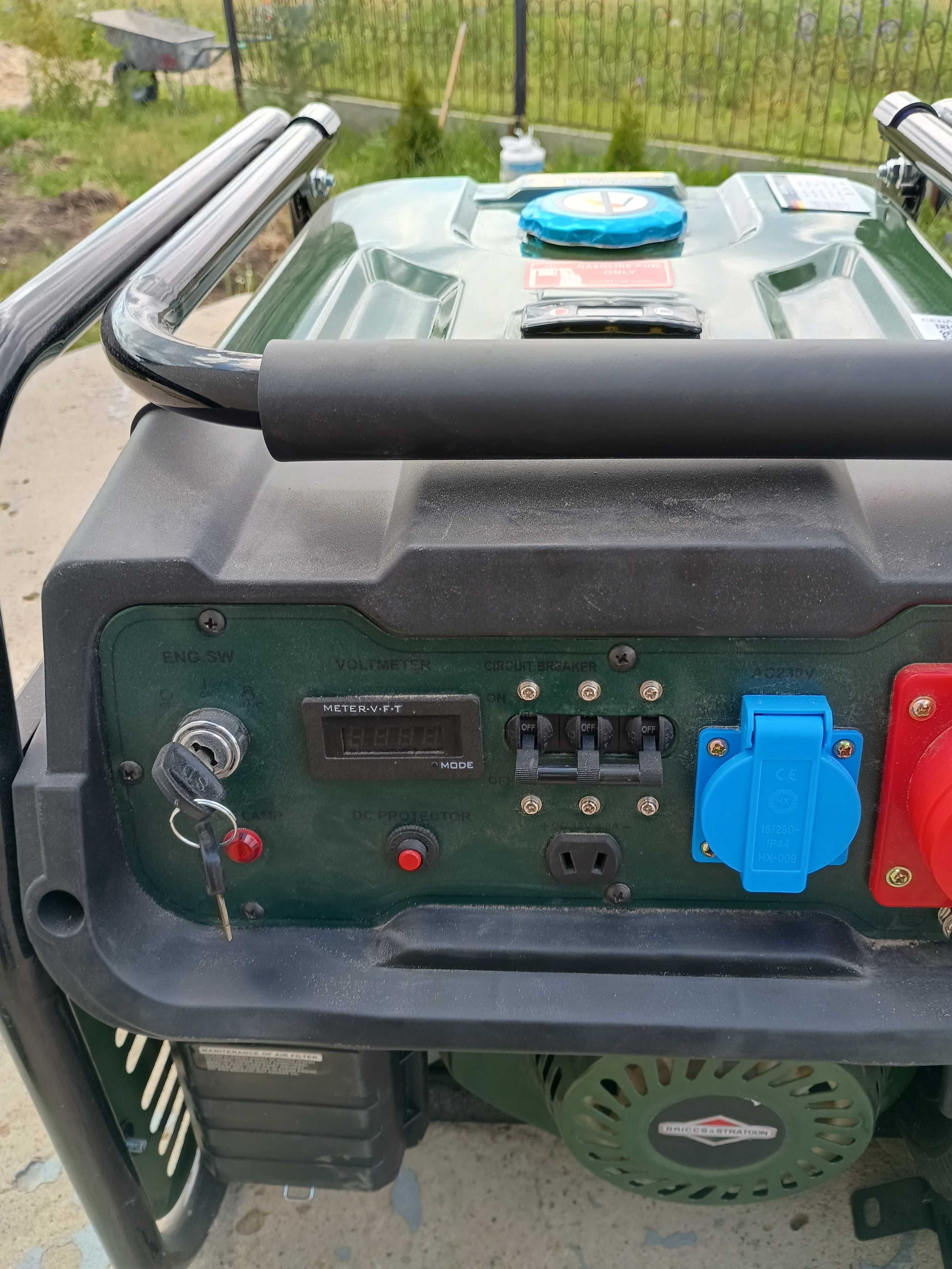 Agregat prądotwórczy MAYERS VTX 7020 7,2 KW