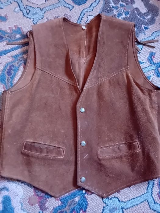 Colete de camurça pequeno