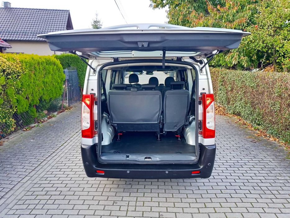 Ideał Peugeot Expert Lift 2014r 2.0 HDI 9 osobowy Long/Długi Oryginał