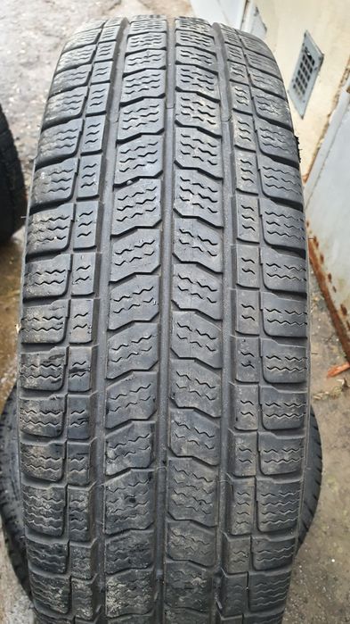 215/75 R16C  4шт Kleber (Клебер) Авторезина, шини.