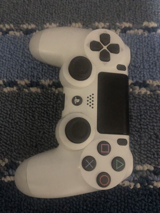 Comando original ps4 novo