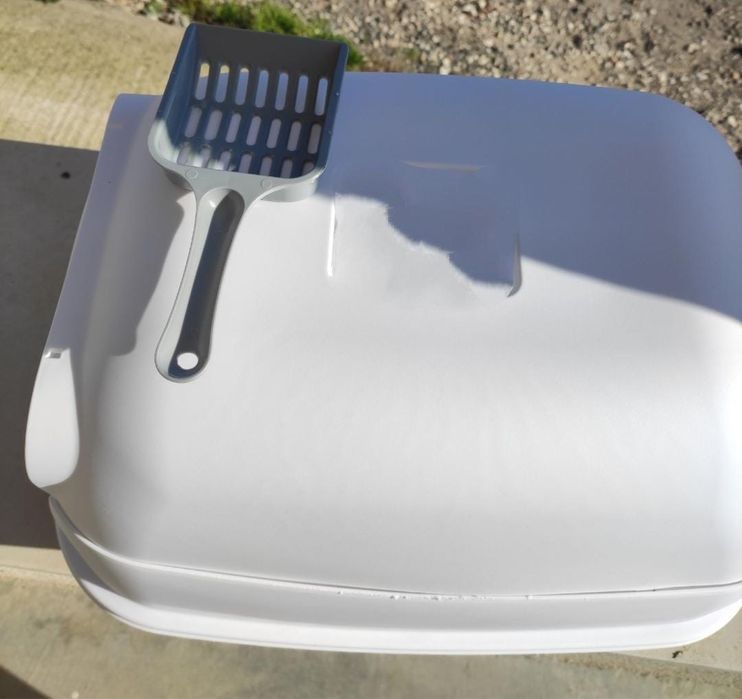 Caixa de areia fechada para gato – com porta e filtro