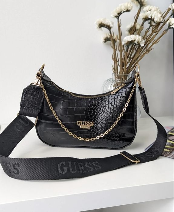 Сумка багет Guess