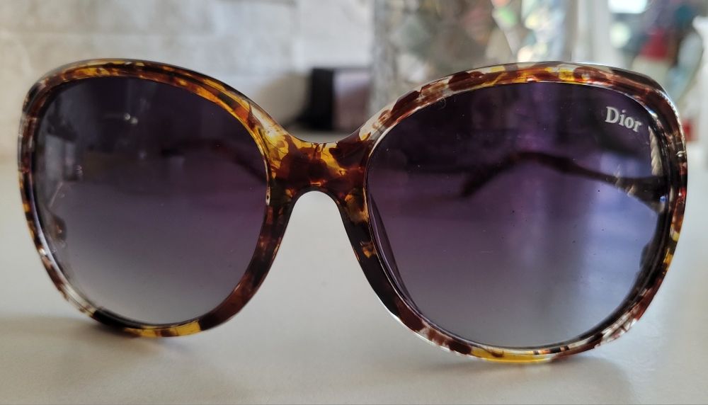 Oryginalne okulary przeciwsłoneczne DIOR
