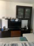 Conjunto de sala movel tv mais mesa e 4 cadeiras