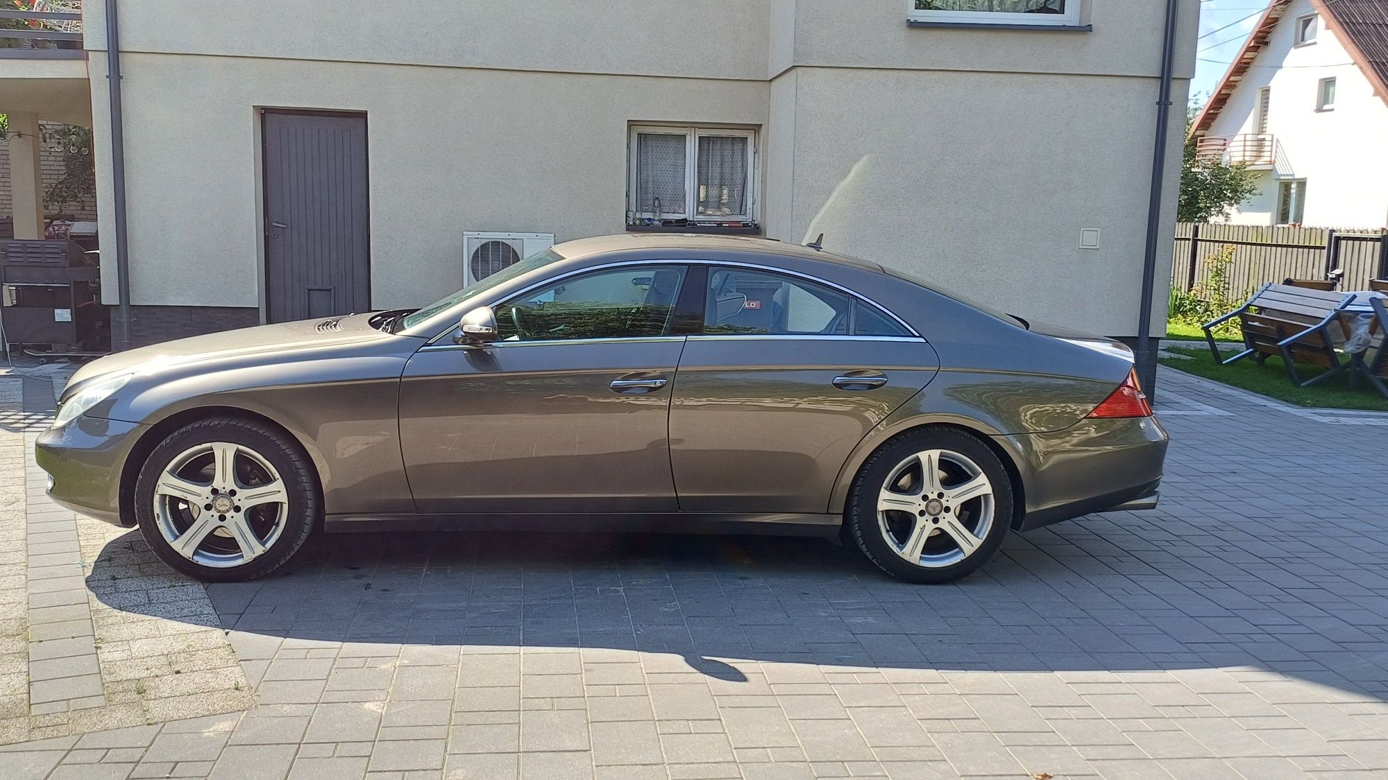 Mercedes-Benz CLS 320 CDI (W219) – 2006 r. Silnik 3.0 V6 Diesel